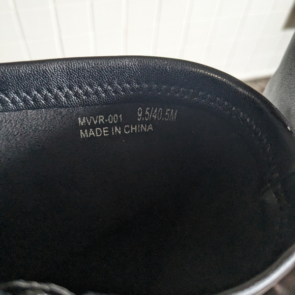 Chinese Laundry Marvin Bootie - Picture 7 of 8